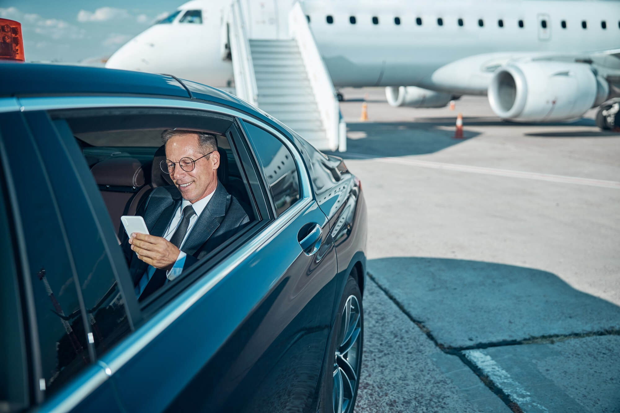 airport to taxi